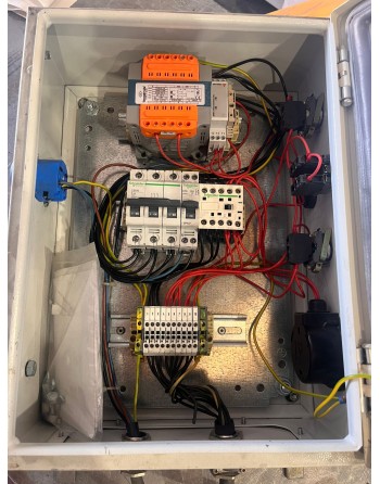 Motor E.LIFT 500 con securichute y armario simple trifásico